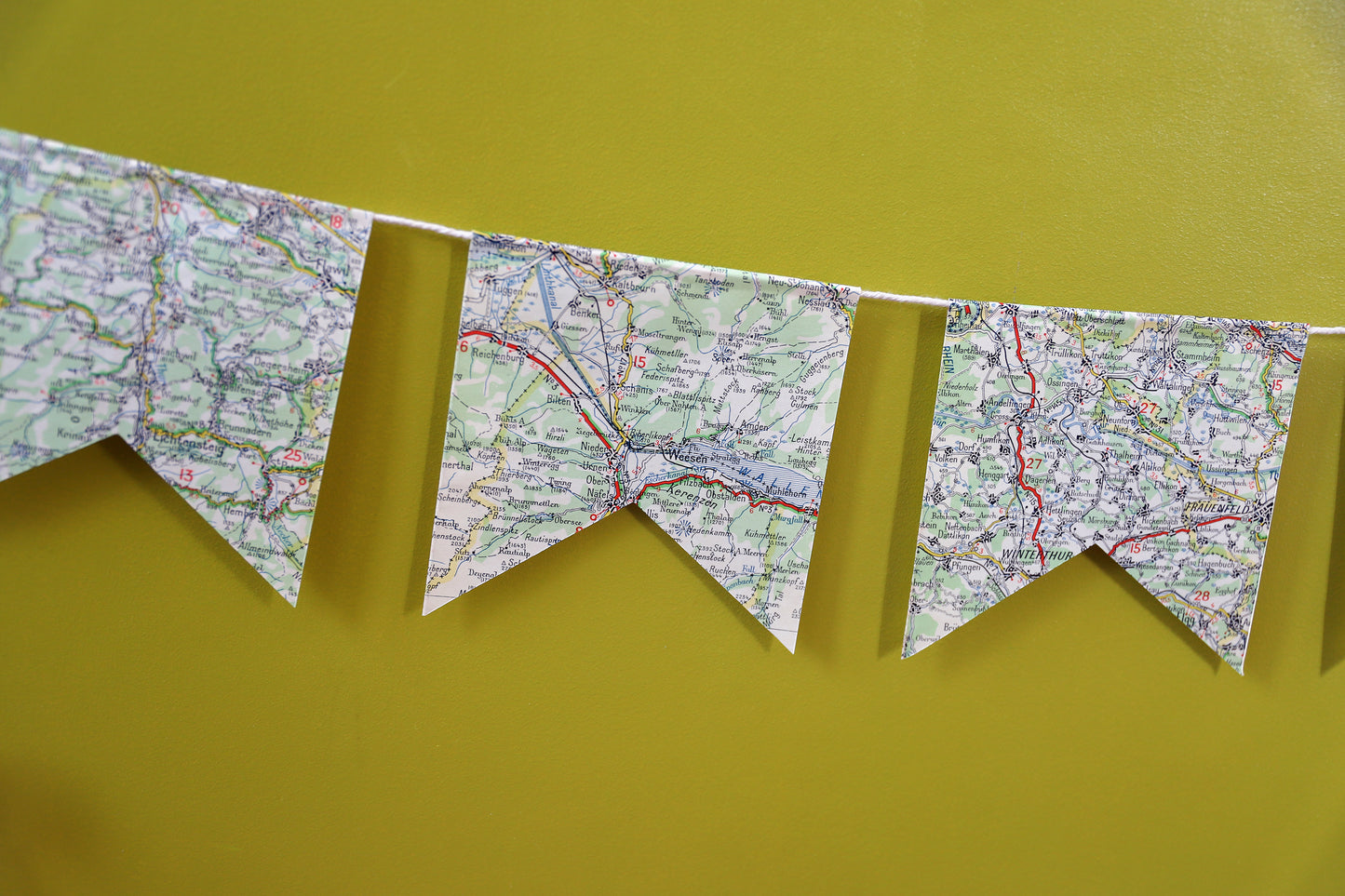 Guirlande de fanions "en chevron"